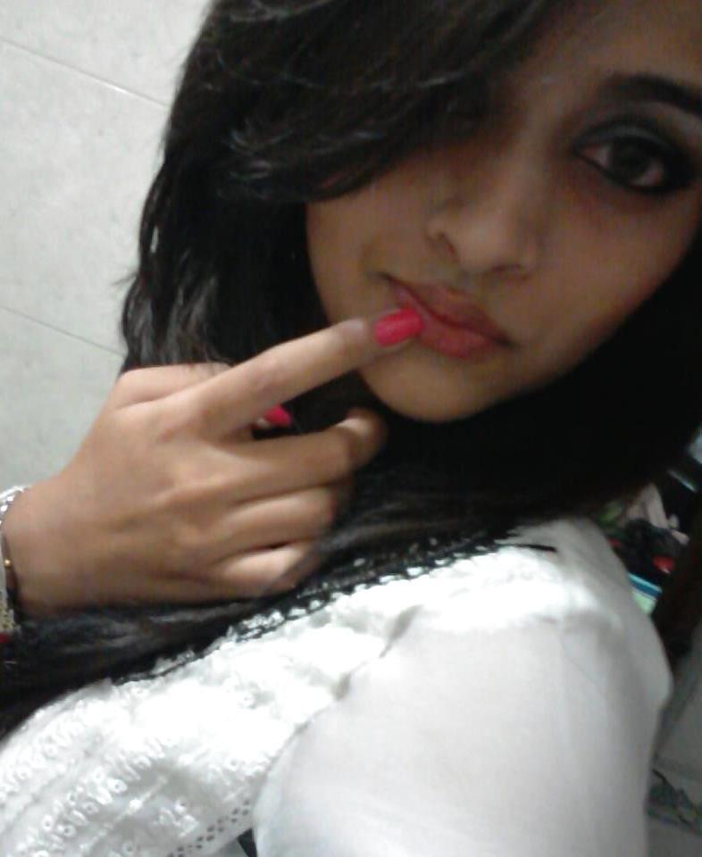 25P Girl Friends Desi-Bangali 2