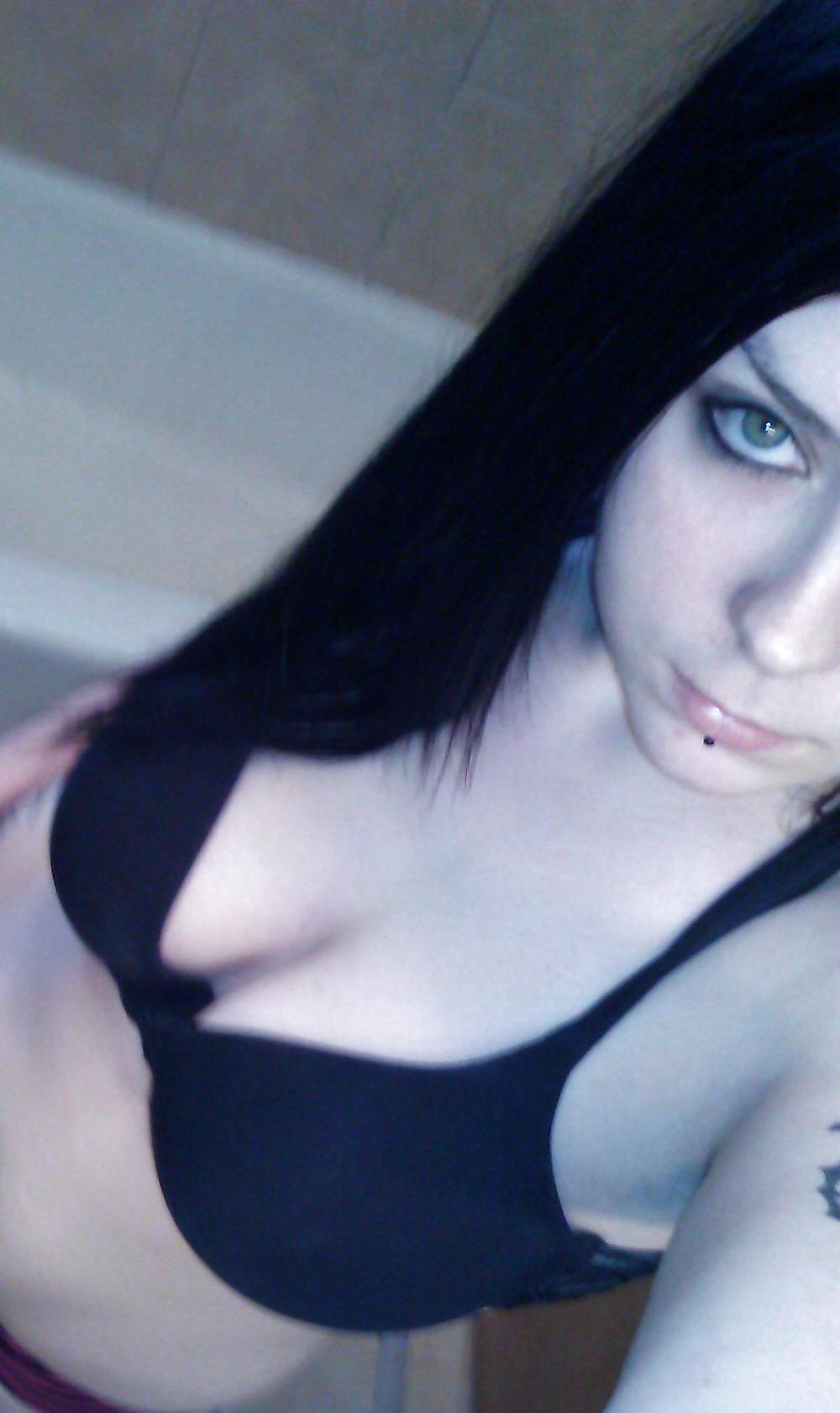 6P Teen self shot