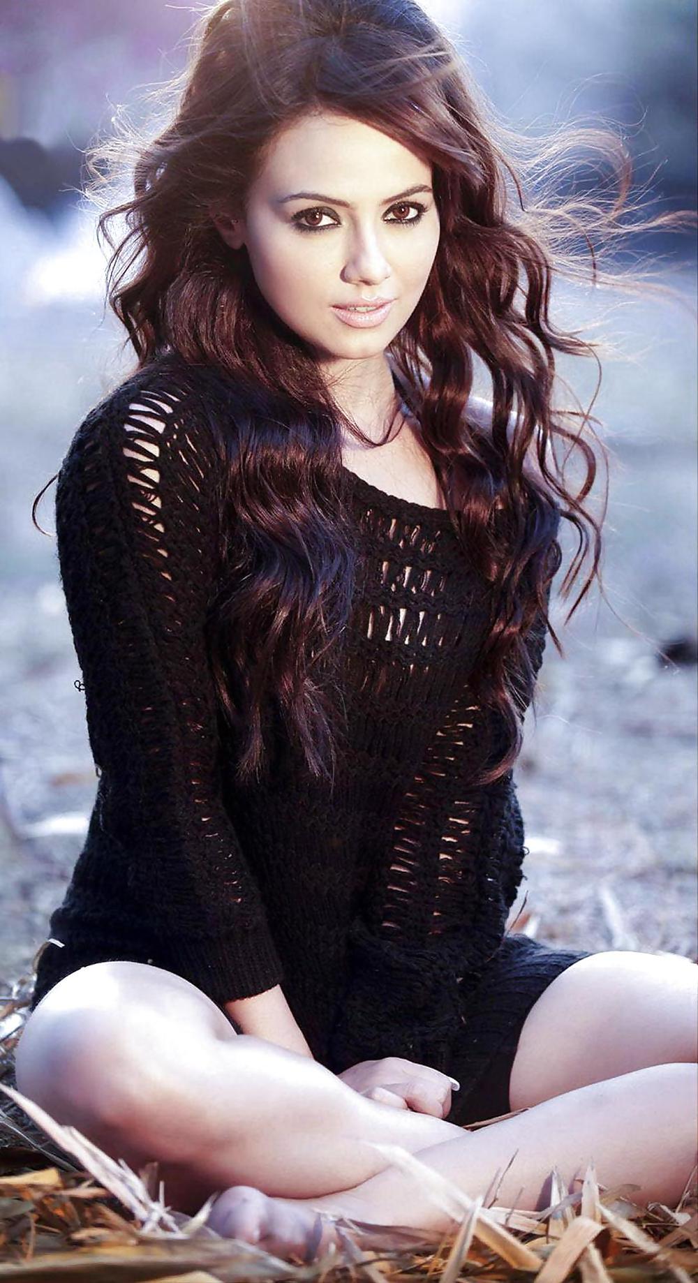 25P The Woman Of My Dreams.....Sana Khan 