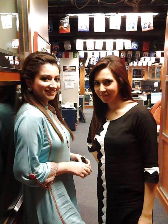 25P Sexy paki news readers