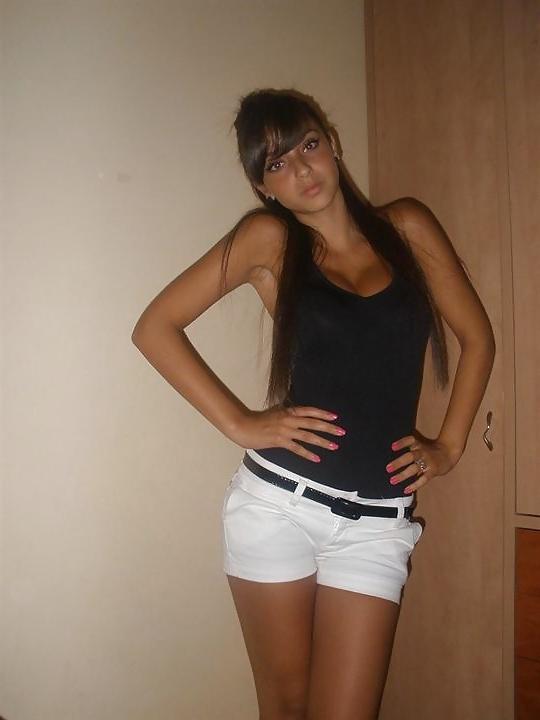 25P Beauty Brunette