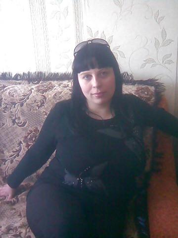 8P Busty Russian Woman 1373