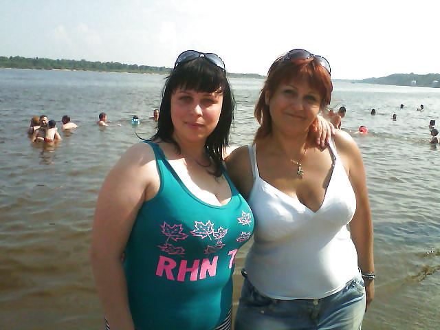 8P Busty Russian Woman 1373
