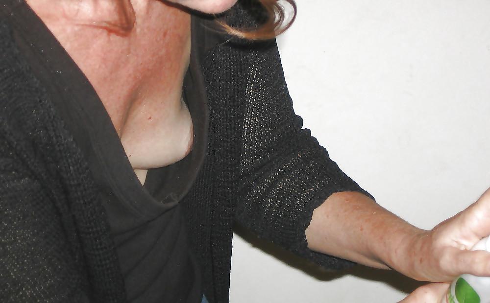 18P Mature downblouse 3