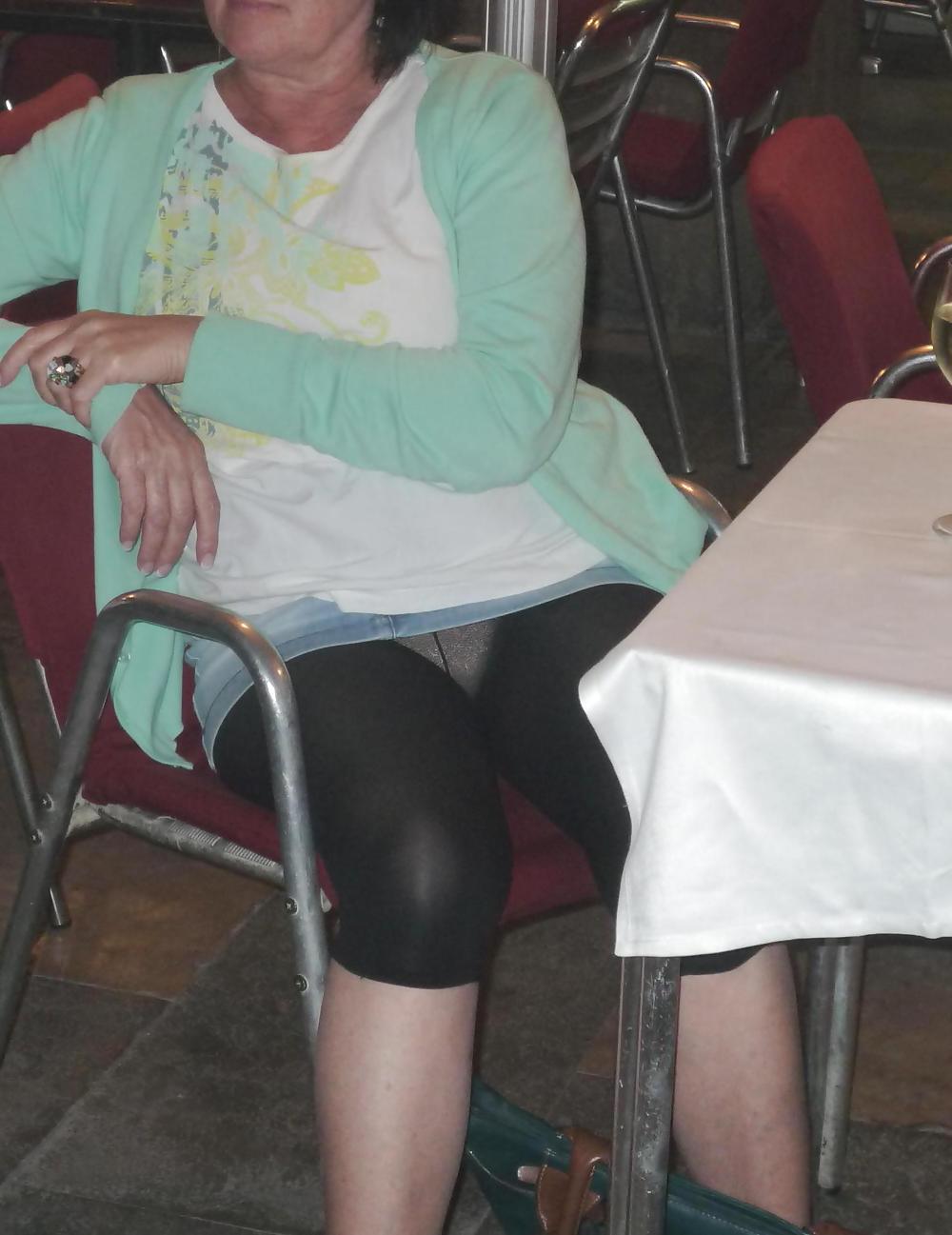 24P Oops too transparent leggings