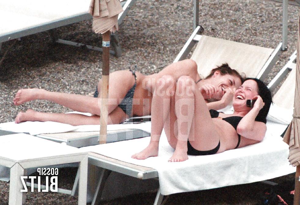 11P MUST SEE ANDREA CORR BIKINI TITS ASS brand new release