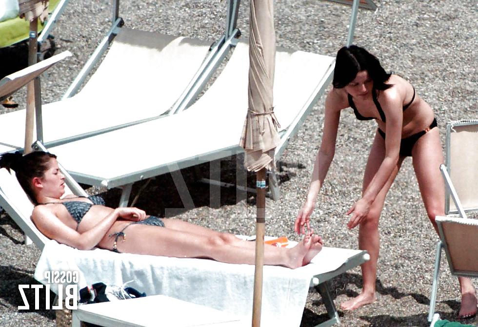 11P MUST SEE ANDREA CORR BIKINI TITS ASS brand new release