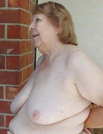 25P SoME iMAGES oF Granny 