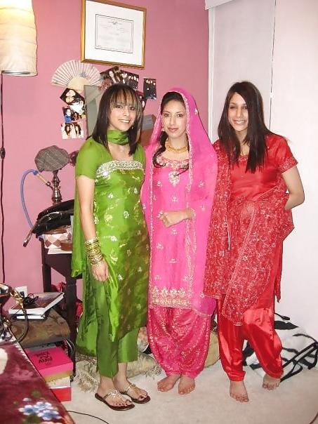 9P Desi sluts