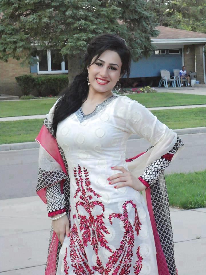 9P Desi sluts