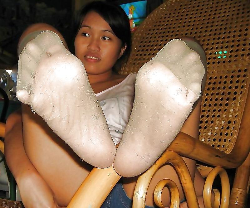 25P Asian Foot Fetish 36