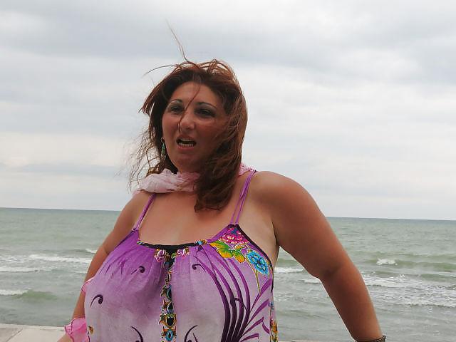 21P Busty Russian Woman 1393