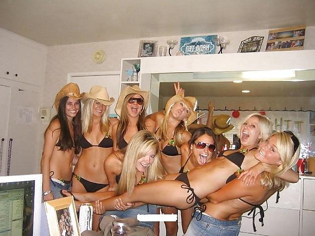 25P Lesbians have fun part 4.