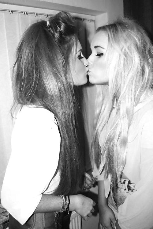 21P Lesbians 22!