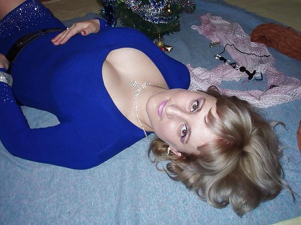 9P Busty Russian Woman 1012