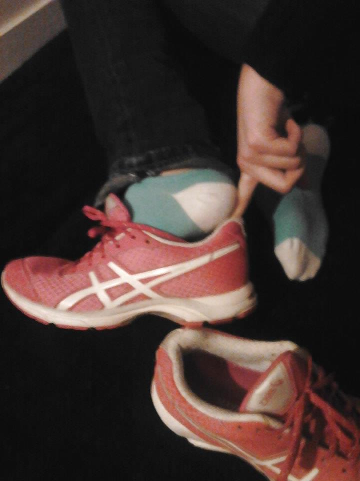 25P Socks Sneakers foot fetish