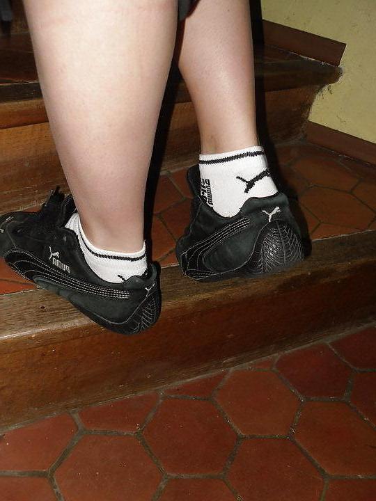 25P Socks Sneakers foot fetish