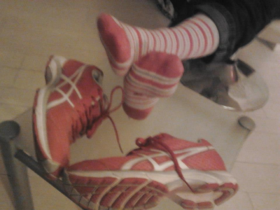 25P Socks Sneakers foot fetish
