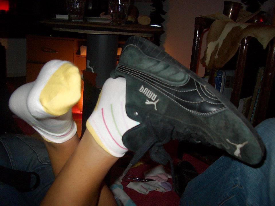 25P Socks Sneakers foot fetish
