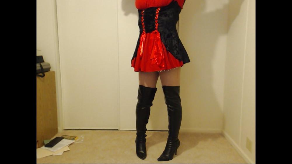 11P Halloween 2013