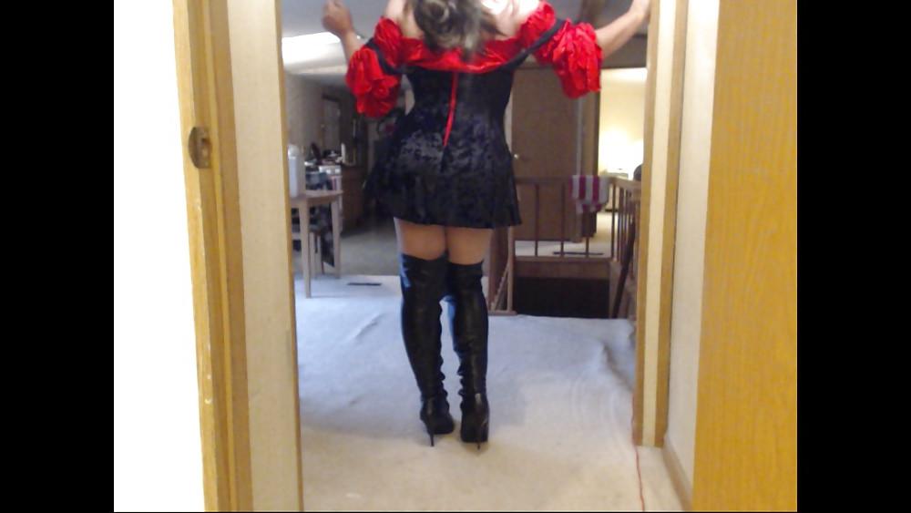 11P Halloween 2013