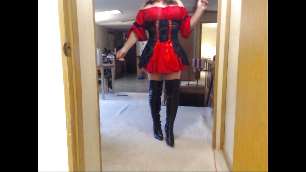 11P Halloween 2013