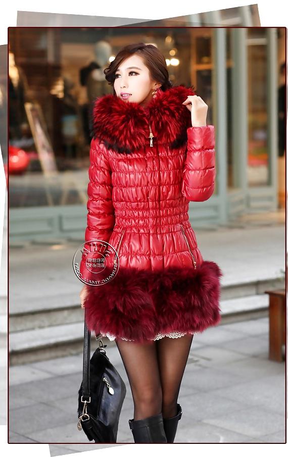 25P Beautiful sexy woman in winter fashion
