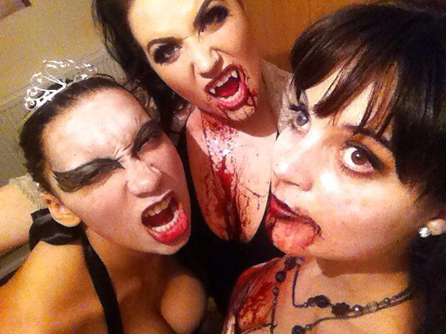16P Halloween '13 - #2