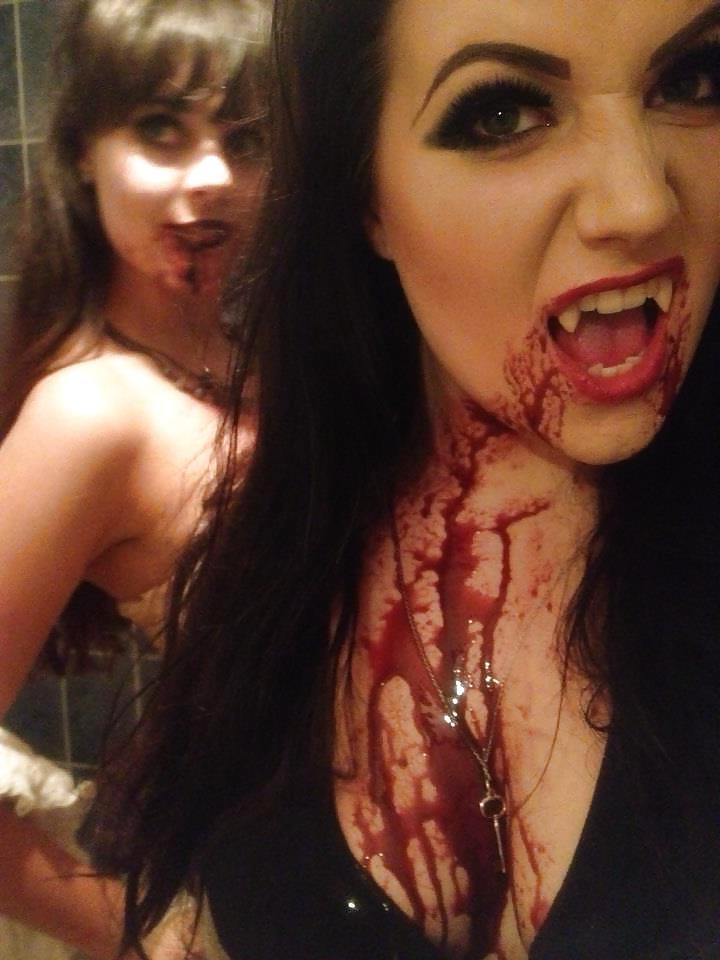 16P Halloween '13 - #2