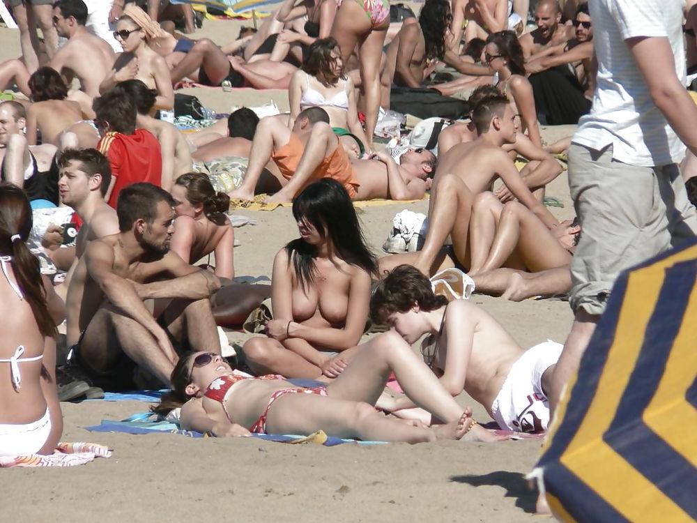 25P The beach 240