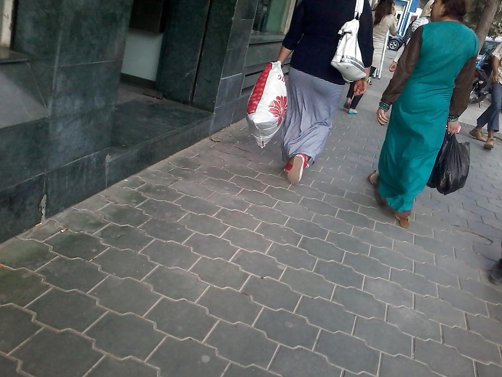 7P Arab woman 