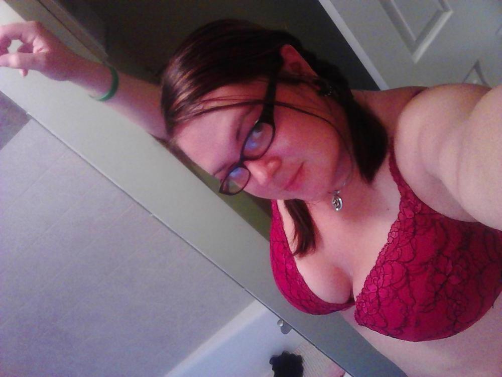 25P Teen self shot