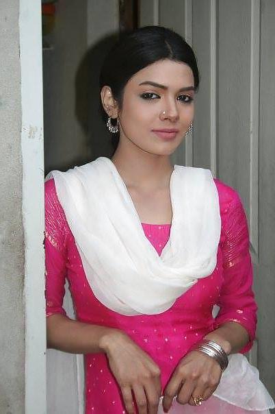 25P Paki desi sluts that deserves dirty comments