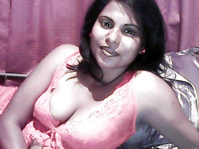 25P Desi Girlz