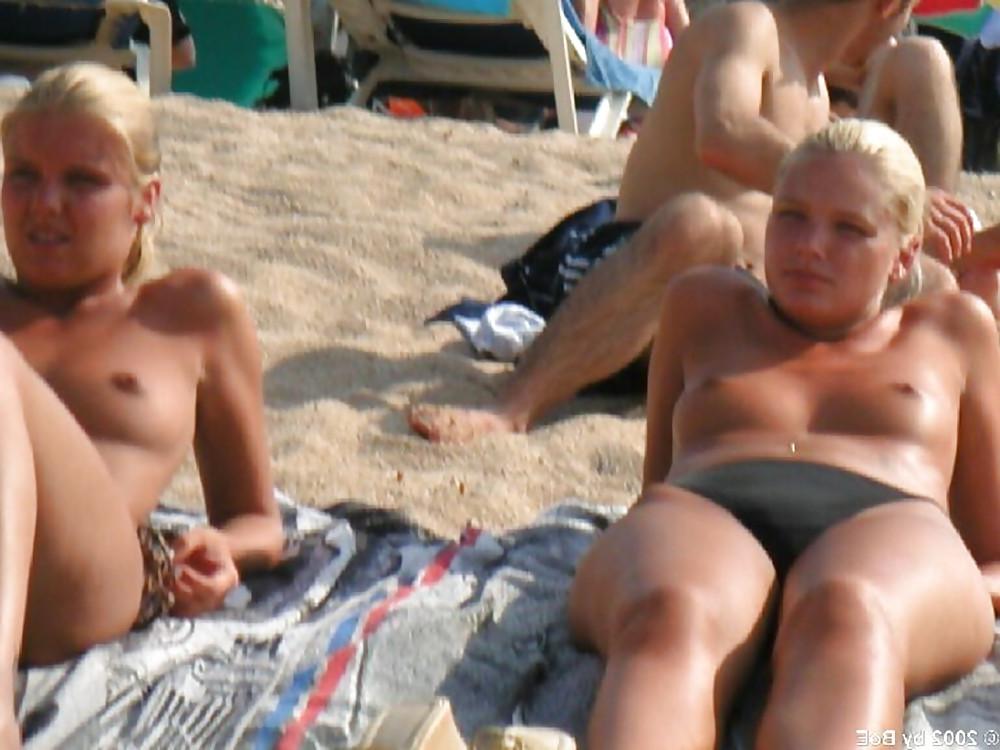 25P Beach Pics Set 44