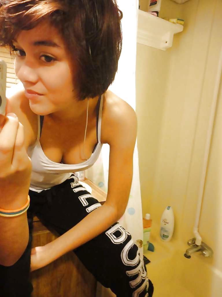 25P Teen Selfshot 14