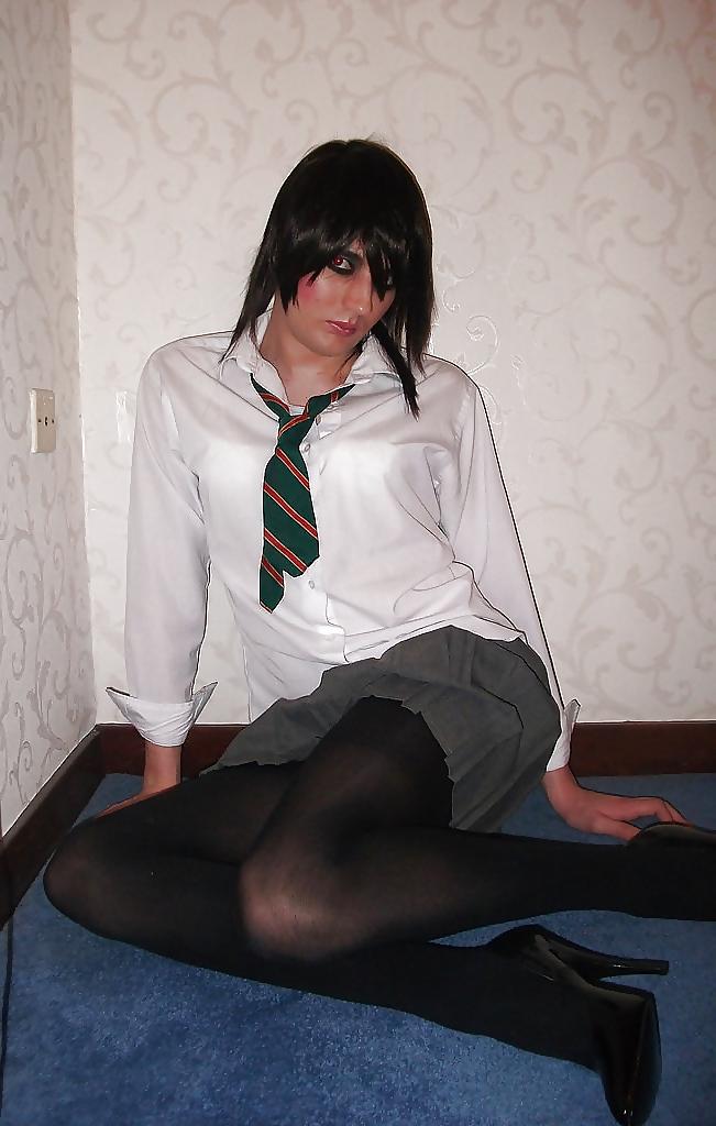 25P Young SISSY boys on hormones