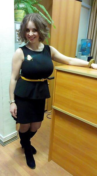 9P Busty Russian Woman 1290