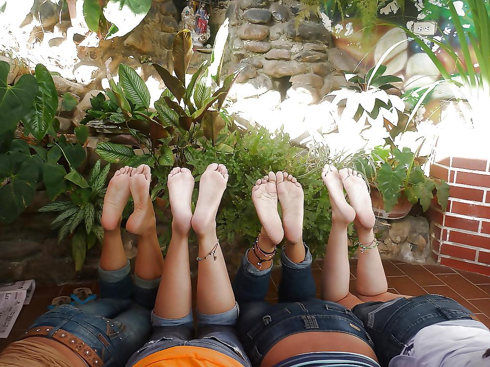 20P Foot Fetish - Group Soles 