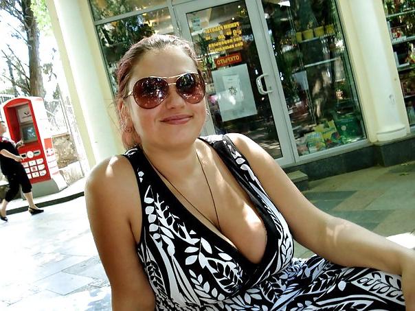 24P Busty Russian Woman 1292