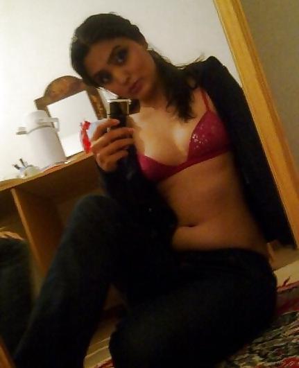 18P Desi Indian Girls SelfShot Hot Pics - Part 9