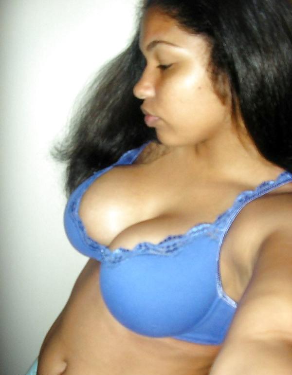 25P Self Shot Girls
