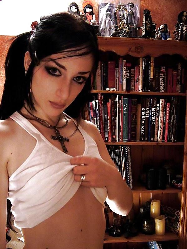 25P Femboys and young Traps