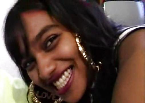 25P Desi Cutie RASHNEEN K-K Melts My Heart...