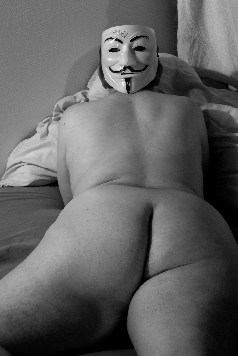 5P Guy Fawkes has big breasts...