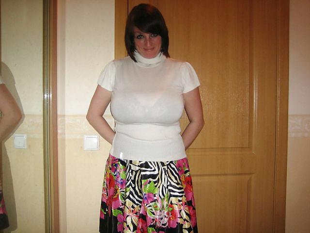 13P Busty Russian Woman 1466