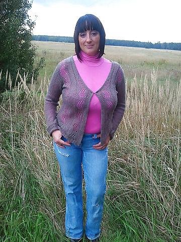 13P Busty Russian Woman 1466