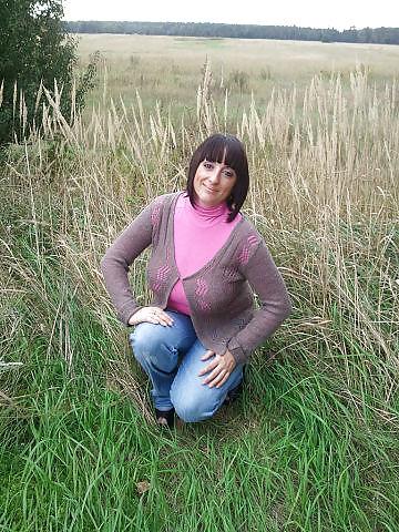 13P Busty Russian Woman 1466