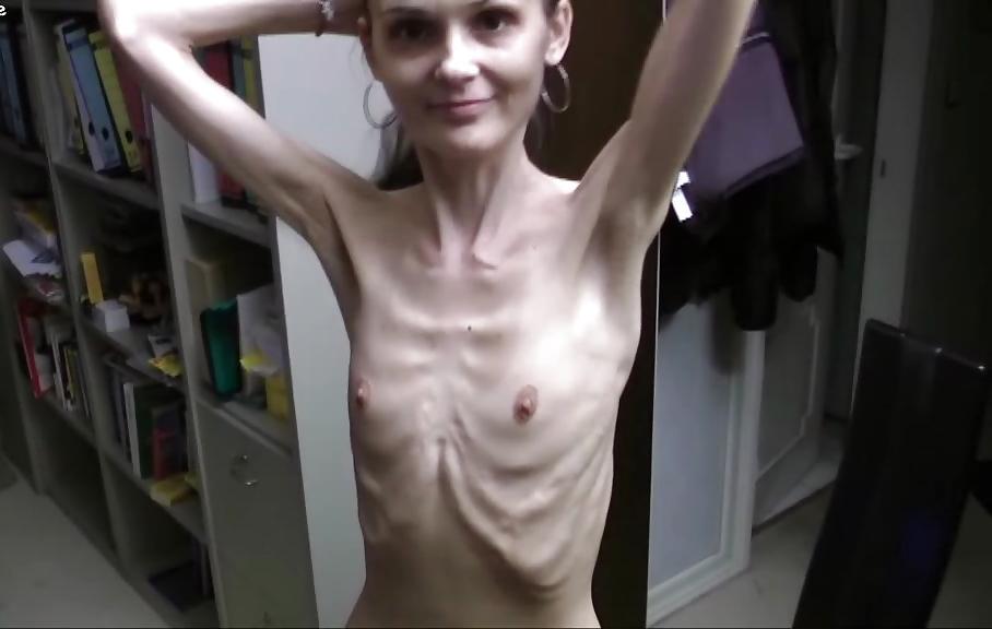 25P Skinny girls, young and old