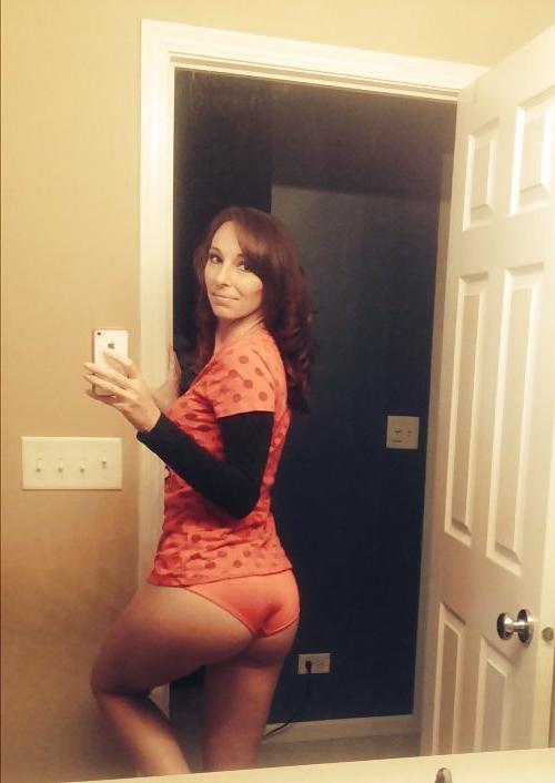 19P Its Hump Day Lets See some Humps to blow my load too
